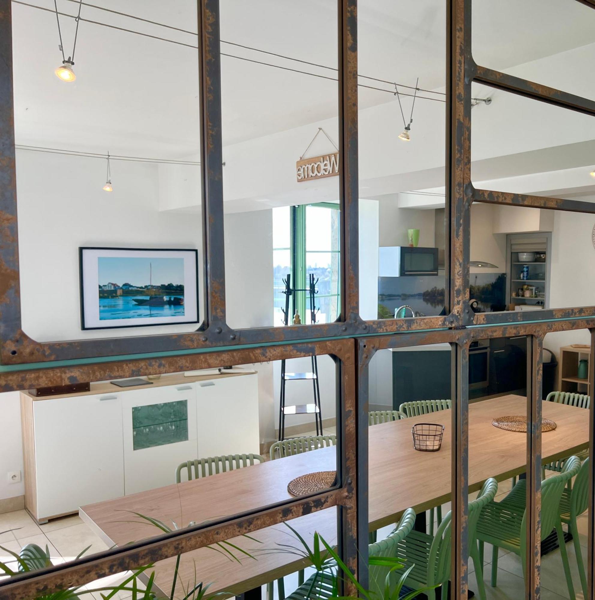 La Vue Loire Maison Saint-Denis-de lʼHôtel Buitenkant foto